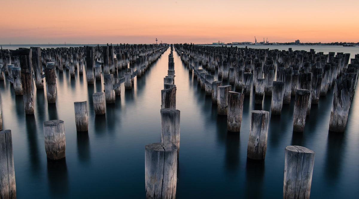 Pacific Ocean pylons, fishing crab fishing